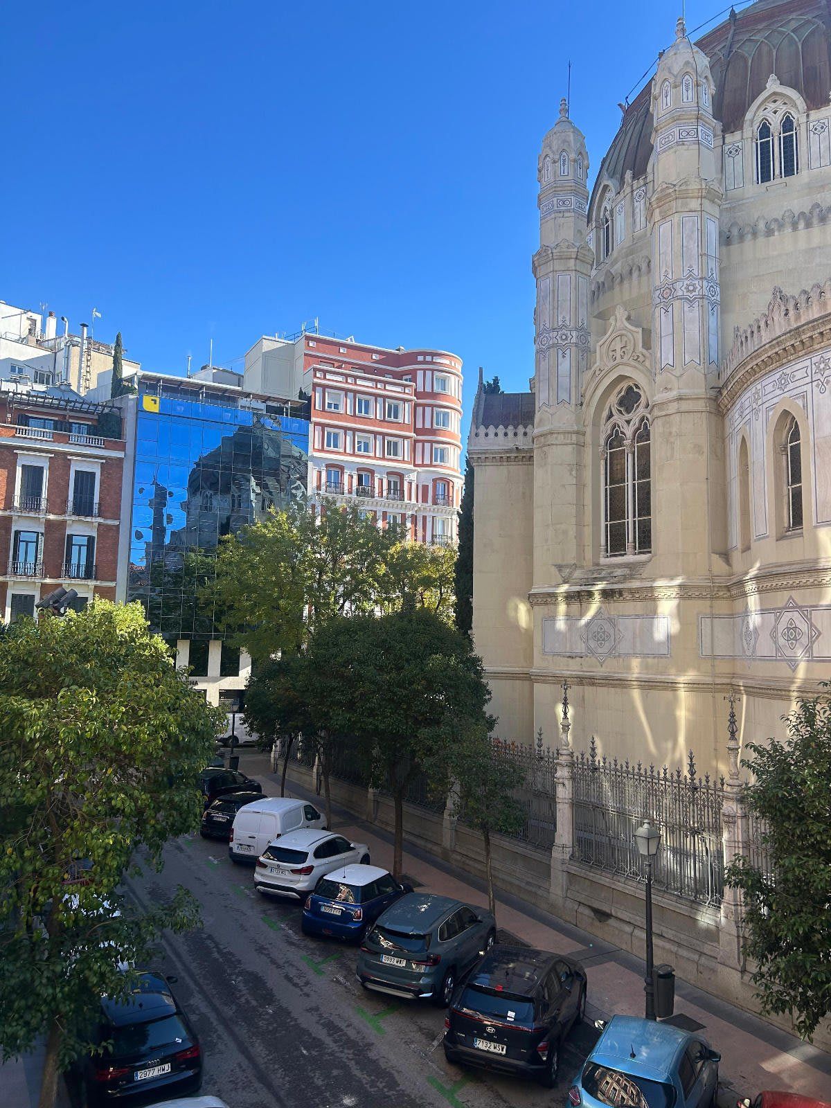 Apartment in Madrid — photo 5