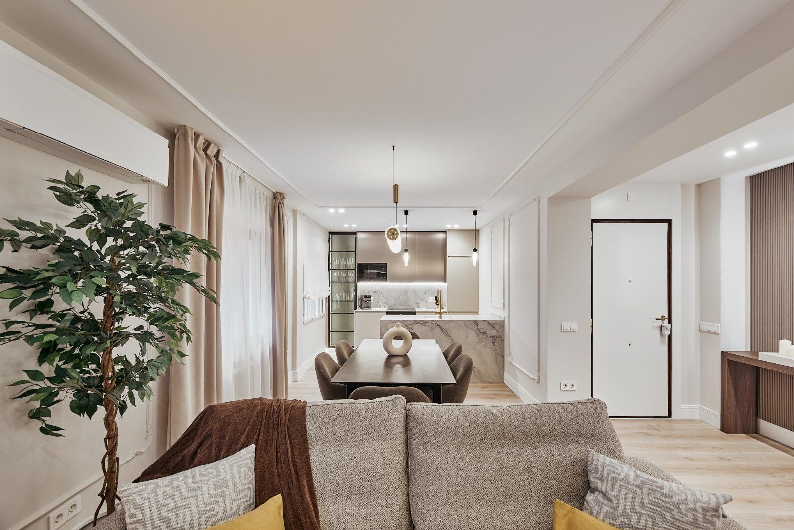 Apartment in Madrid — photo 3
