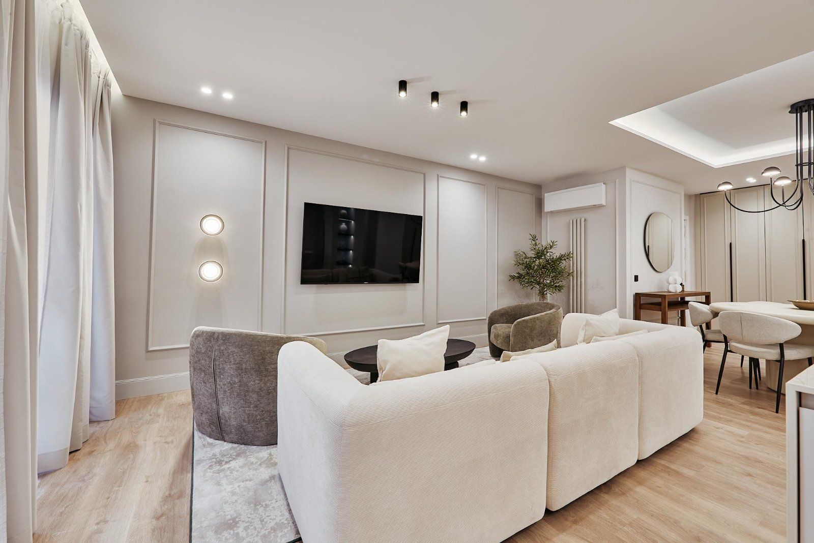 Apartment in Madrid — photo 3