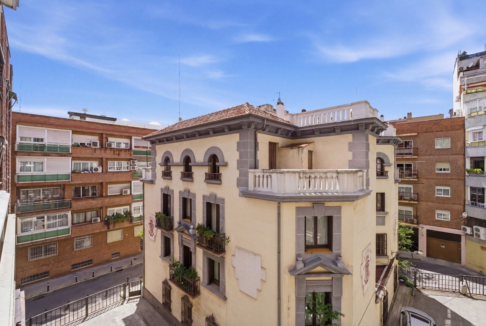 Apartment in Madrid — photo 3