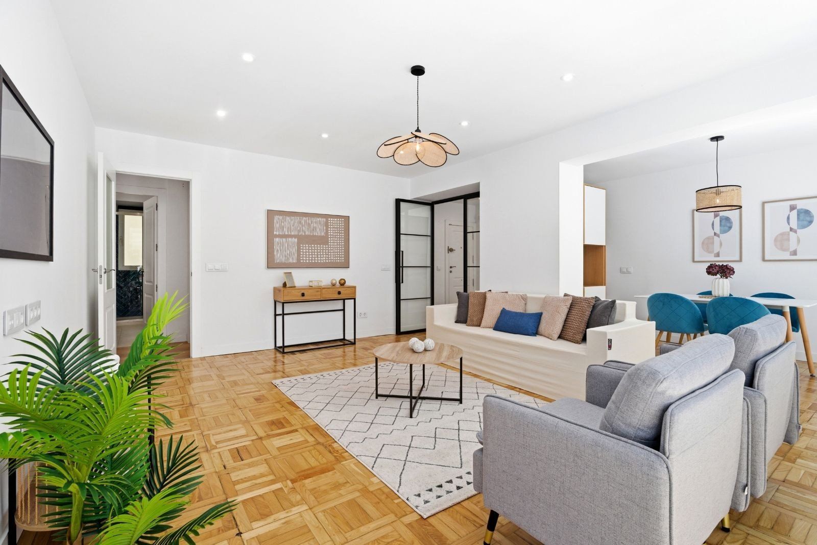 4-bedroom apartment with terrace — Ruiz Perelló (186 m²), Guindalera, Madrid — photo 4