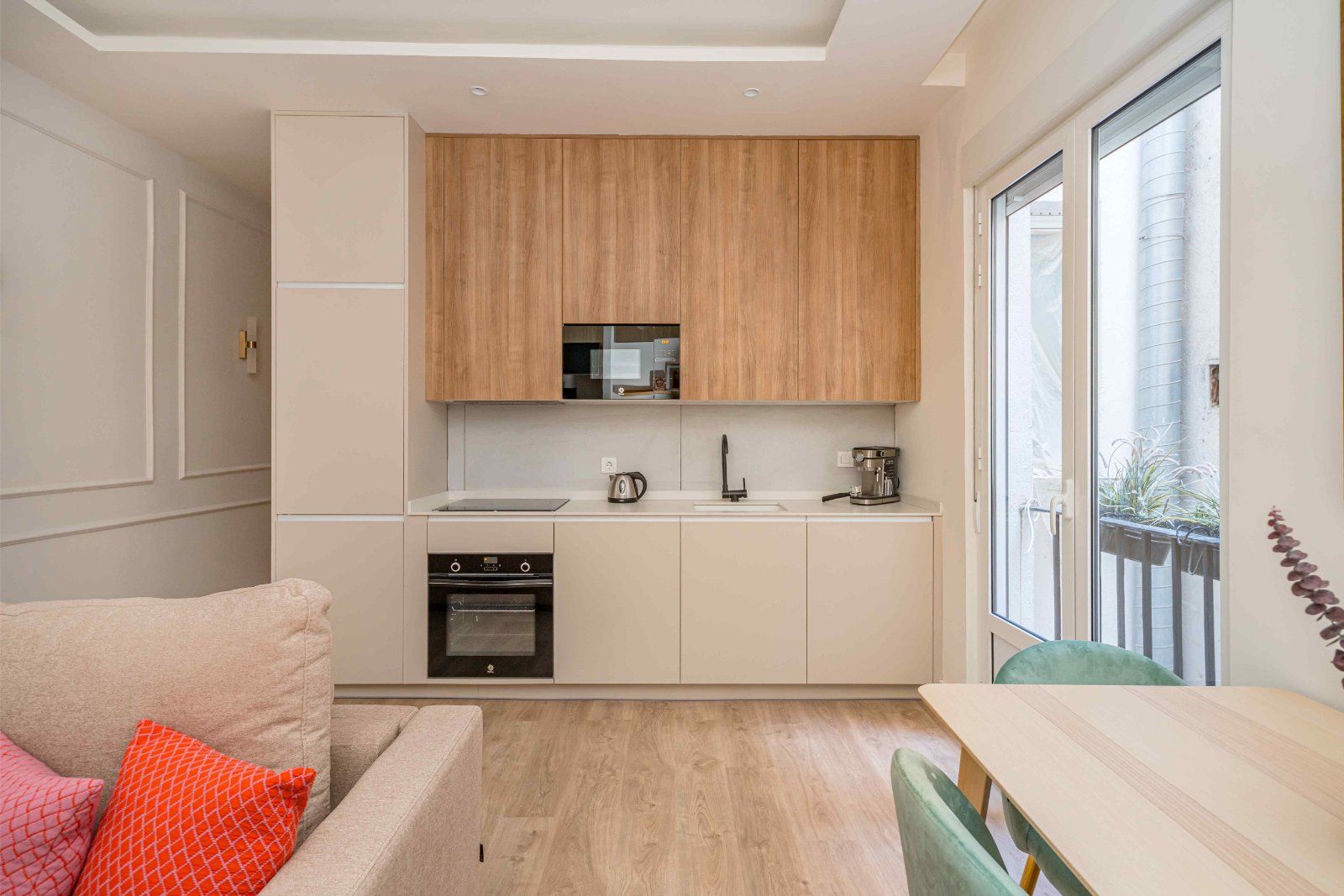 1-bedroom apartment on the 1st floor — Lope de Vega 5, Cortes, Madrid — photo 4