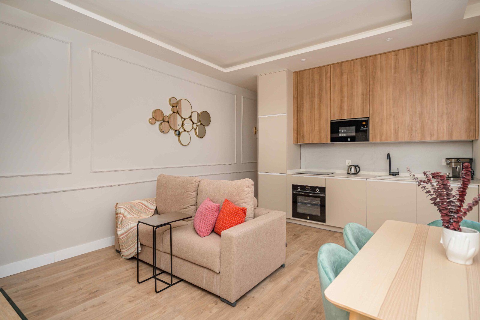 1-bedroom apartment on the 1st floor — Lope de Vega 5, Cortes, Madrid — photo 5