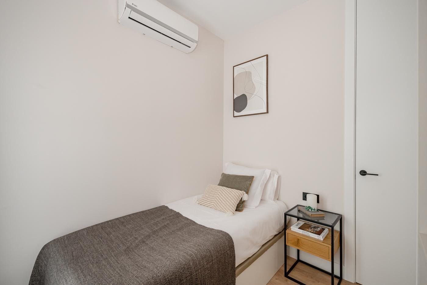 3-bedroom apartment on the 3rd floor — Montera, Malasaña, Madrid, photo 6