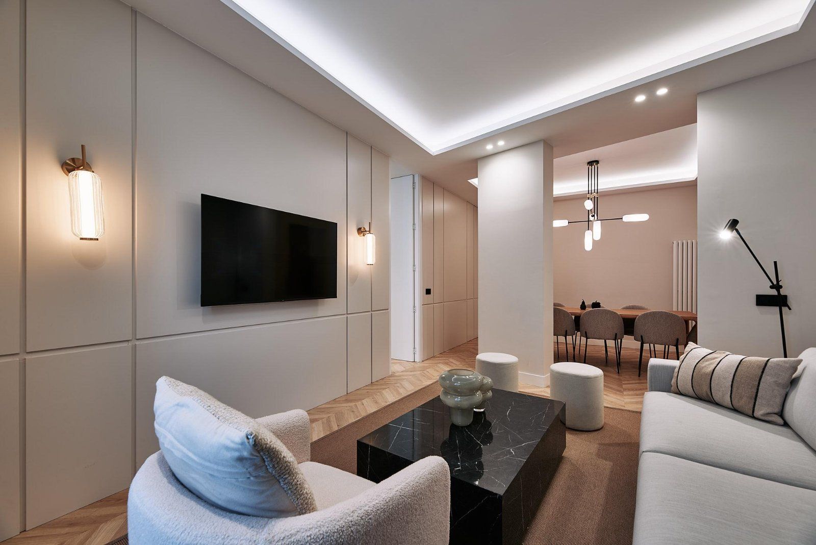 Bright 3-bedroom apartment — Tetuán 20, Centro, Sol, Madrid — photo 4