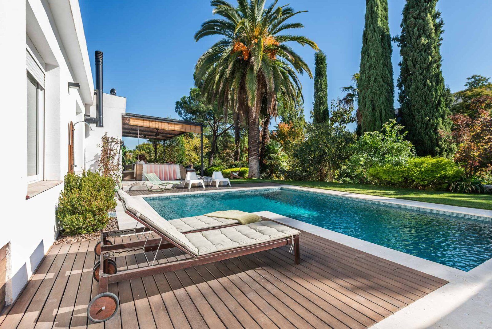 Villa with pool and garden in Somosaguas, Pozuelo de Alarcón — photo 3