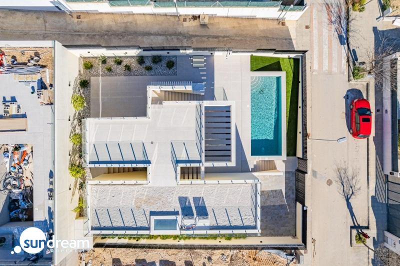 Villa nueva llave en mano con 4 dormitorios y vistas al mar a la venta en La Alberca Polop — photo 3