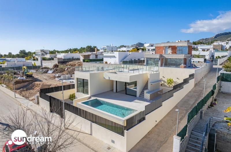 Villa nueva llave en mano con 4 dormitorios y vistas al mar a la venta en La Alberca Polop — photo 5
