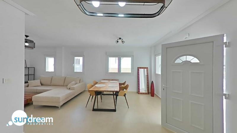 Chalet en venta obra nueva con jardín en La Marina — photo 3
